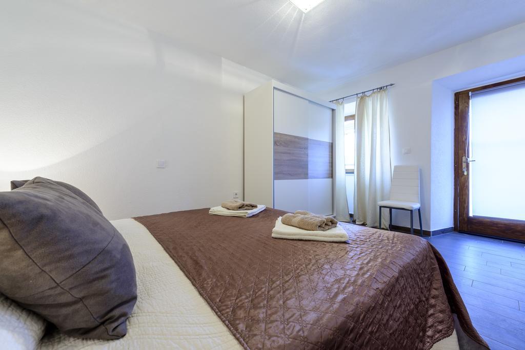 Apartment Mistral - Cosy Apartment With Sea View Молунат Екстер'єр фото